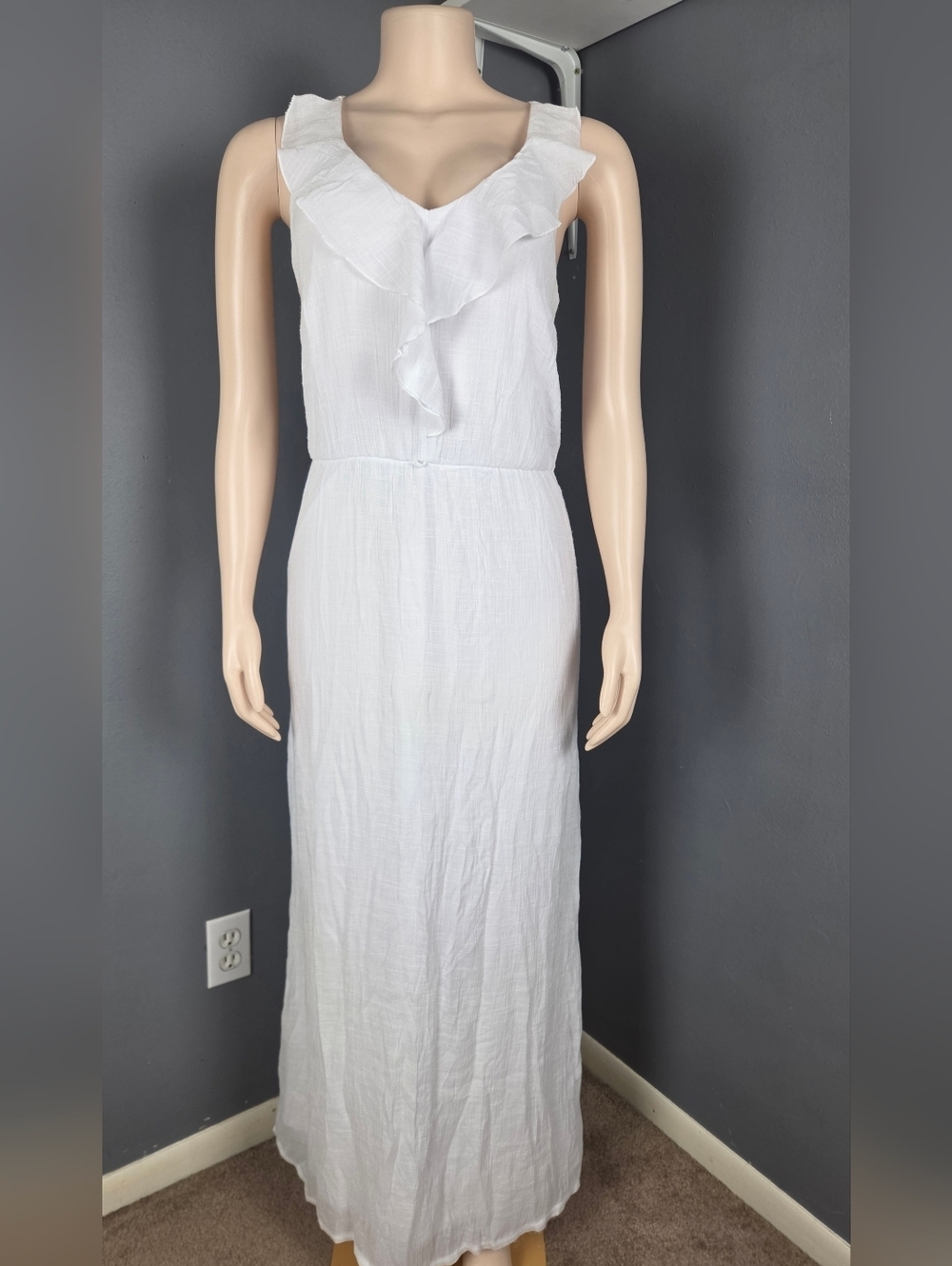 AGB White Pleated Maxi Dress for Wedding Guests